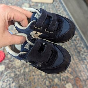 Toddler Saucony jazz shoes
